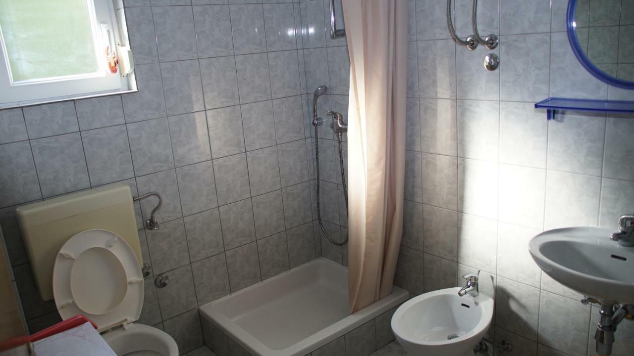 Apartmani Sipic , Bilo - Примоштен Екстер'єр фото