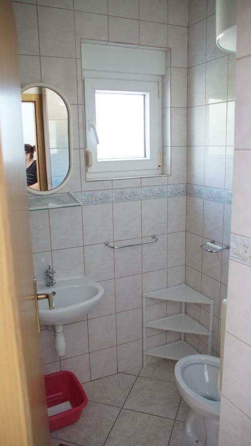 Apartmani Sipic , Bilo - Примоштен Екстер'єр фото