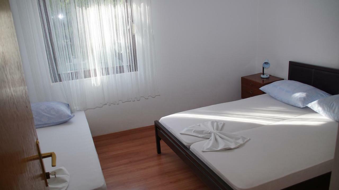 Apartmani Sipic , Bilo - Примоштен Екстер'єр фото