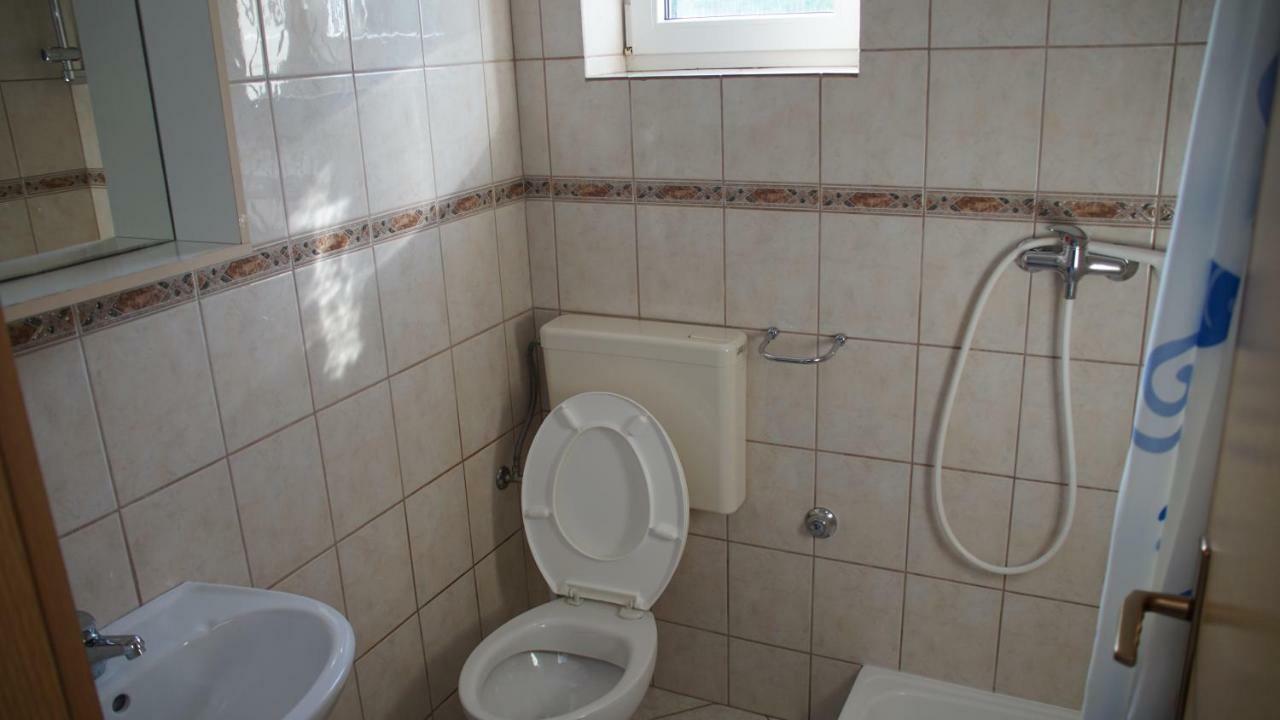 Apartmani Sipic , Bilo - Примоштен Екстер'єр фото