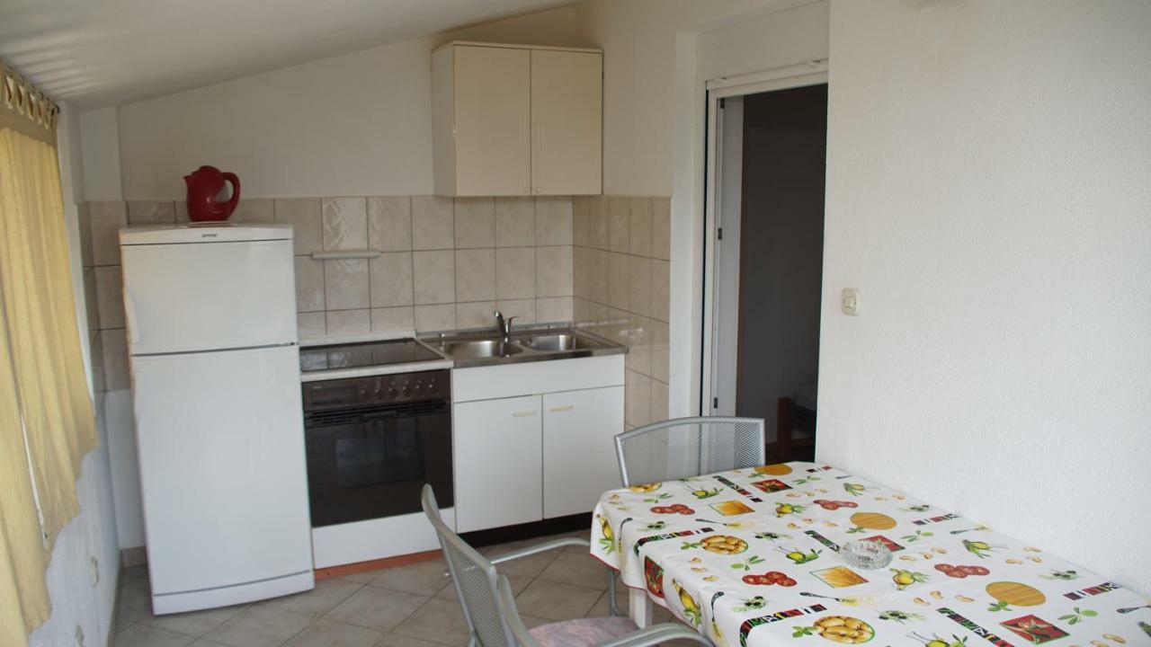 Apartmani Sipic , Bilo - Примоштен Екстер'єр фото
